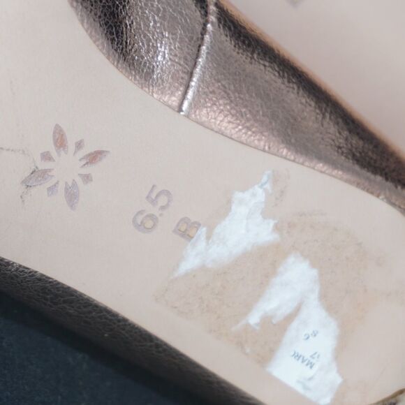 BCBGeneration Metallic 'Marci' Pointed Toe Pumps, Size 6.5B - Picture 8 of 11